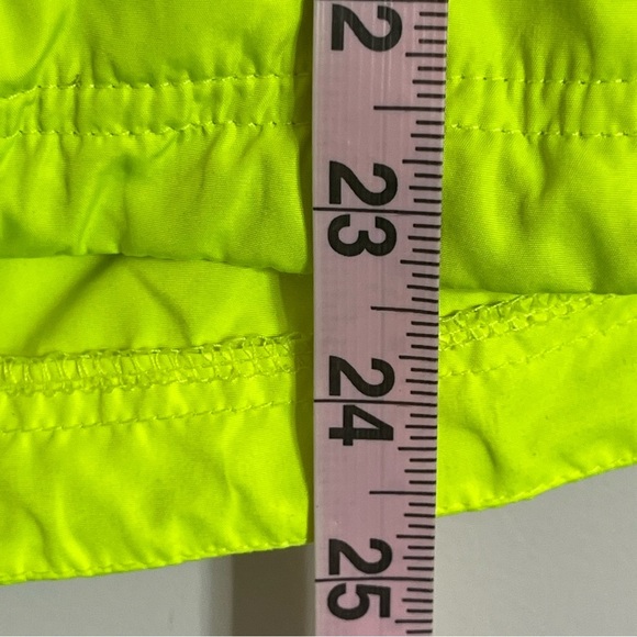 Women’s Brooks Lightweight Running Jacket Windbreaker Yellow Black Size Small - Picture 11 of 16